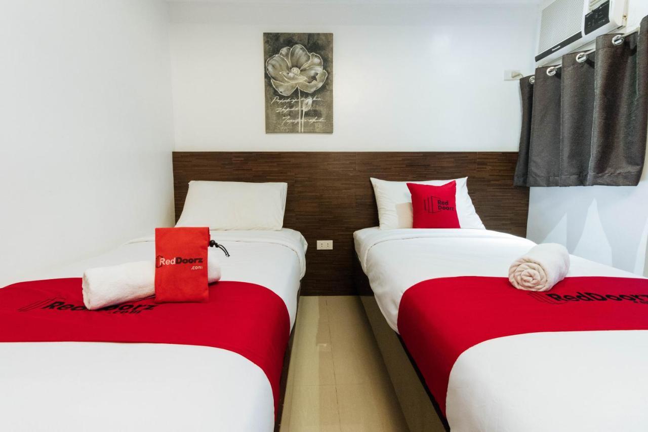 Reddoorz Plus @ Poblacion Makati Makati City Eksteriør bilde